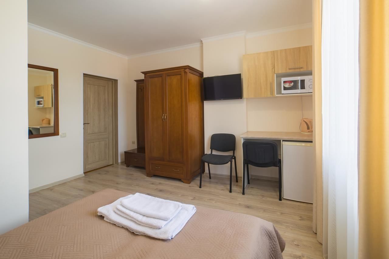 Апарт-отели Villa ZHANNA Central park Трускавец-25